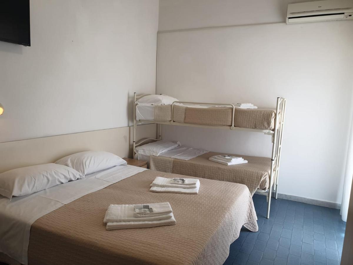 Hotel Baden Baden Rimini Extérieur photo