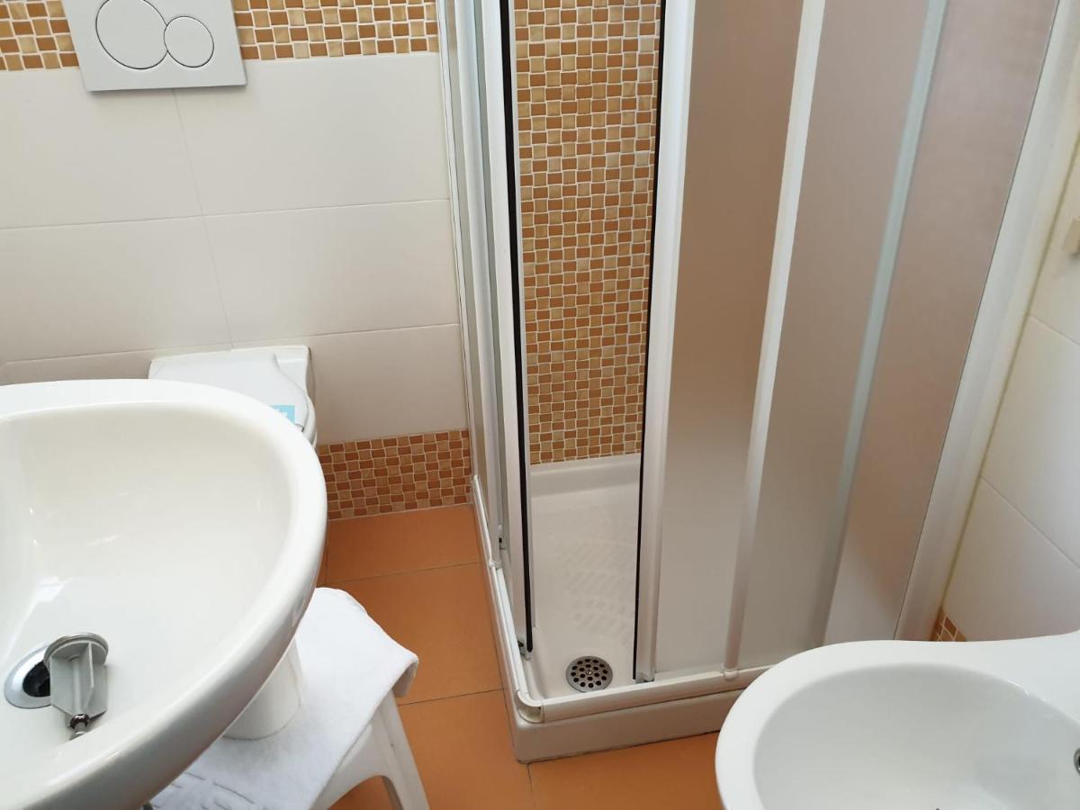 Hotel Baden Baden Rimini Extérieur photo